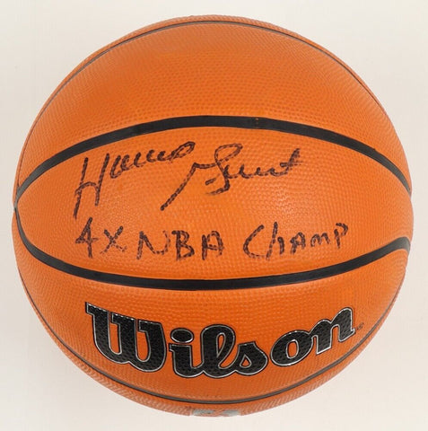 Horace Grant Signed Basketball "4xNBA Champ" (OKAuthentics) Bulls, Magic, Lakers