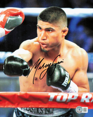 Mikey Garcia Autographed Signed 8x10 Photo Beckett BAS QR #BH29072