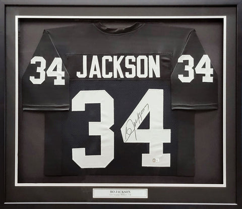 OAKLAND RAIDERS BO JACKSON AUTOGRAPHED FRAMED BLACK JERSEY BECKETT BAS QR 209454