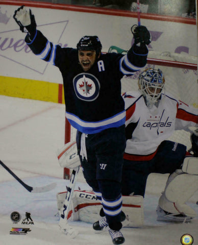 Dustin Byfuglien Winnipeg Jets 16x20 Photo 80267