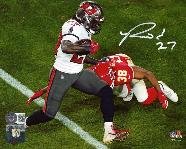 RONALD JONES SIGNED TAMPA BAY BUCS BUCCANEERS SUPER BOWL LV 8x10 PHOTO BECKETT