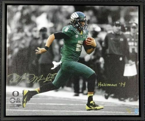 MARCUS MARIOTA AUTOGRAPHED SIGNED FRAMED 20X24 CANVAS PHOTO OREGON #/8 MM 91863