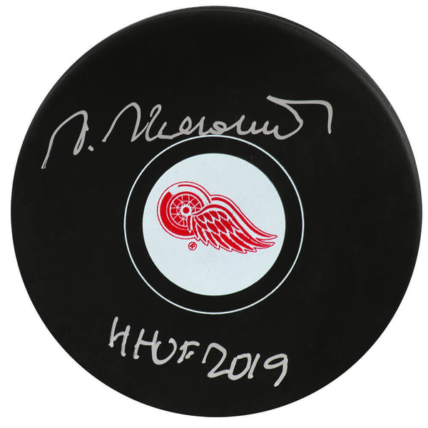 Vaclav Nedomansky Signed Red Wings Small Logo Hockey Puck w/HHOF'19 - (SS COA)