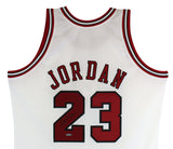 Bulls Michael Jordan Signed 97-98 White Nike HWC Authentic Jersey UDA #BAJ07040