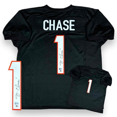 Ja'Marr Chase Autographed Jersey - Black - Beckett Authenticated