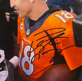 TOM BRADY / PEYTON MANNING Autographed 16" x 20" "Handshake" Photo FANATICS