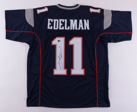 Julian Edelman Signed New England Patriot Jersey (Beckett) 3xSuper Bowl Champ WR