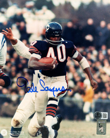 Gale Sayers Autographed Chicago Bears 8x10 Photo Beckett 45618