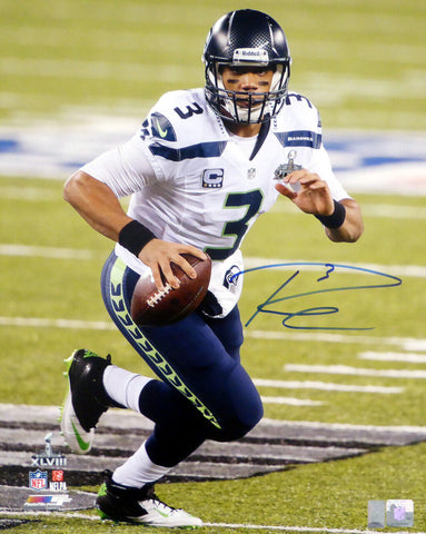 RUSSELL WILSON AUTOGRAPHED 16X20 PHOTO SEATTLE SEAHAWKS SUPER BOWL RW HOLO 74642