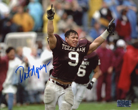 DAT NGUYEN AUTOGRAPHED SIGNED TEXAS A&M AGGIES 8x10 PHOTO COA