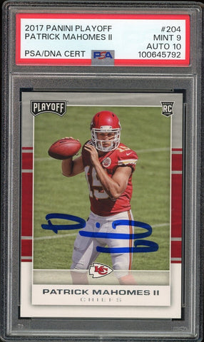 2017 Panini Playoff #204 Patrick Mahomes RC Rookie On Card PSA 9/10 Auto MINT