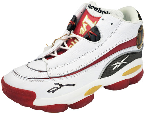 ALLEN IVERSON AUTOGRAPHED WHITE REEBOK THE ANSWER SHOE 76ERS 9.5 BECKETT 233339