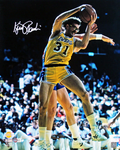 Lakers Kurt Rambis Authentic Signed 16x20 Rebounding Photo BAS Witnessed