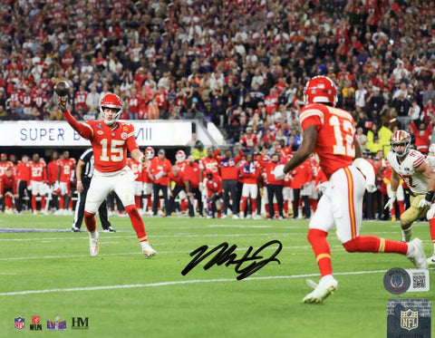 MECOLE HARDMAN SIGNED KANSAS CITY CHIEFS SUPER BOWL LVIII 8x10 PHOTO BECKETT