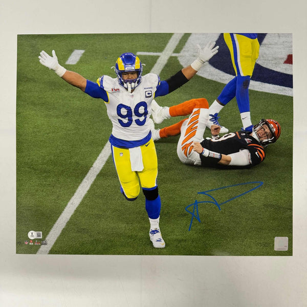 Autographed/Signed Aaron Donald Los Angeles LA Rams 16x20 Photo JSA COA #8