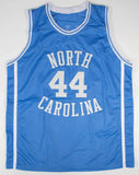 Larry Miller Signed North Carolina Tar Heels Jersey (Beckett) 2022 NCAA HOFer