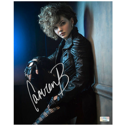 Camren Bicondova Autographed Gotham Selina Kyle 8x10 Studio Photo