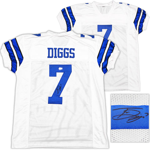 DALLAS COWBOYS TREVON DIGGS AUTOGRAPHED WHITE JERSEY BECKETT BAS QR 233690