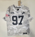 AIDAN HUTCHINSON SIGNED LIONS NIKE XL SALUTE TO SERVICE ARCTIC CAMO JERSEY BAS