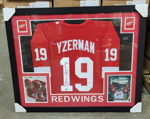 STEVE YZERMAN SIGNED AUTOGRAPHED PRO STYLE CUSTOM XL JERSEY FRAME BECKETT QR