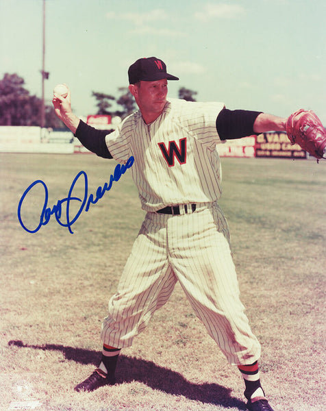 Roy Sievers Signed Washington Senators Throwing Pose 8x10 Photo - (SCHWARTZ COA)