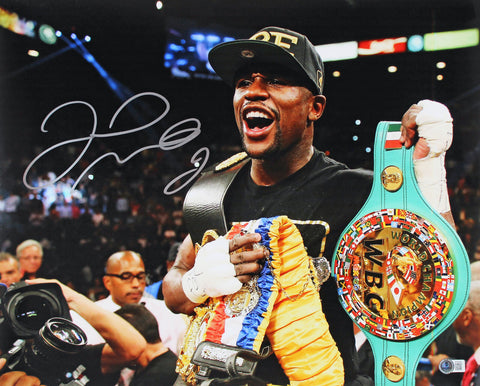 Floyd Mayweather Authentic Signed 16x20 Horizontal Photo BAS #BP00949