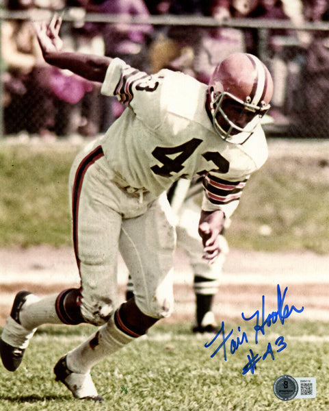 Fair Hooker Autographed Cleveland Browns 8x10 Photo Beckett 48204