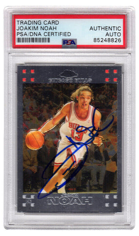 Joakim Noah Signed Bulls Topps Chrome Rookie Trading Card #146 - (PSA Slabbed)