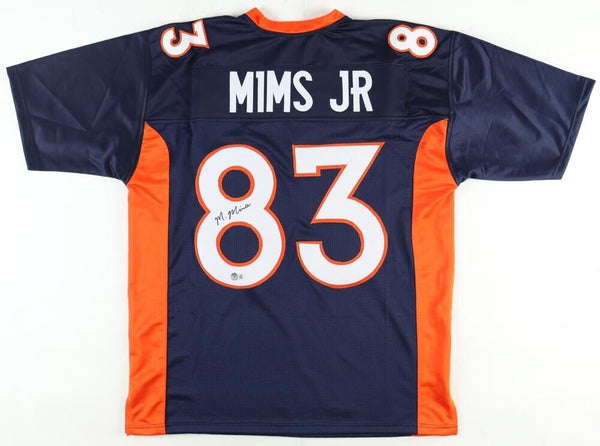 Signed broncos outlet jersey