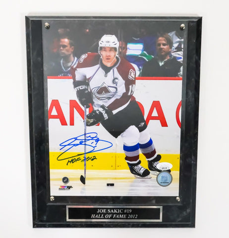 Joe Sakic Autographed Colorado Avalanche 8x10 Photo With Plaque JSA COA