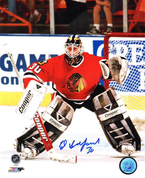 ED BELFOUR Signed Chicago Blackhawks Hockey Goalie Action 8x10 Photo - SCHWARTZ