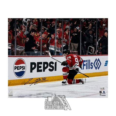 Connor Bedard Autographed Chicago 16x20 Hockey Photo - Fanatics (Celebration)