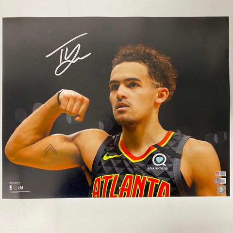 Autographed/Signed Trae Young Atlanta Hawks 16x20 Photo Beckett BAS COA