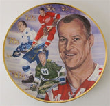 Gordie Howe Signed Five Decades Gartlan Commemorative Plate (JSA COA) Redwings