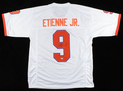 Travis Etienne Signed Clemson Tigers Jersey (Beckett COA) Jaguars 1st Rnd Pck RB