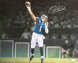 Jalen Hurts Signed 16x20 Philadelphia Eagles Throwing Photo JSA