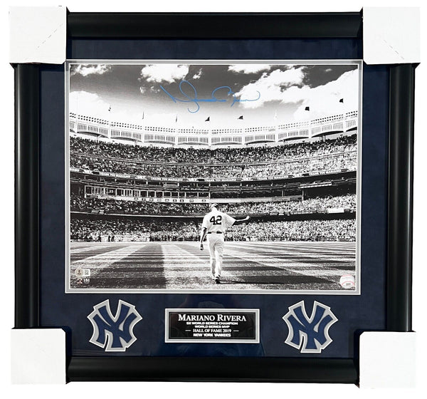 Mariano Rivera Yankees Signed Stadium Walk 16x20 Matted & Framed Photo BAS