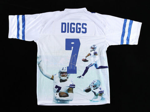 Trevon Diggs Signed Dallas Cowboys Photo Jersey (JSA COA) 2020 2nd Round Pick CB