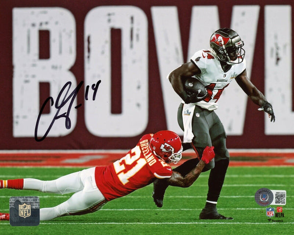 CHRIS GODWIN SIGNED TAMPA BAY BUCS BUCCANEERS SUPER BOWL LV 8x10 PHOTO BECKETT