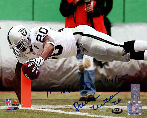 Darren McFadden Autographed 8x10 Photo Raiders 1st NFL TD 9/14/05 DM Holo 76798