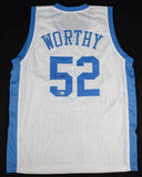 James Worthy Signed North Carolina Tar Heels Jersey (Beckett) 1982 NCAA Champion