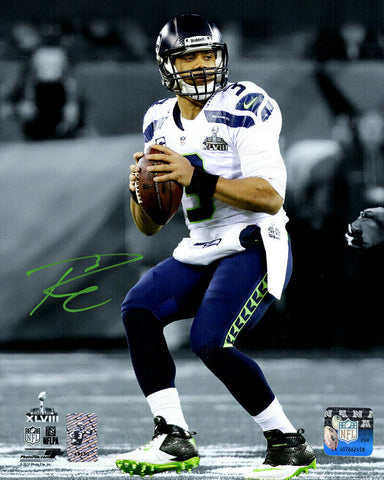 Russell Wilson Signed Seahawks SB XLVIII White Jrsy Spotlight 8x10 (Wilson Holo)