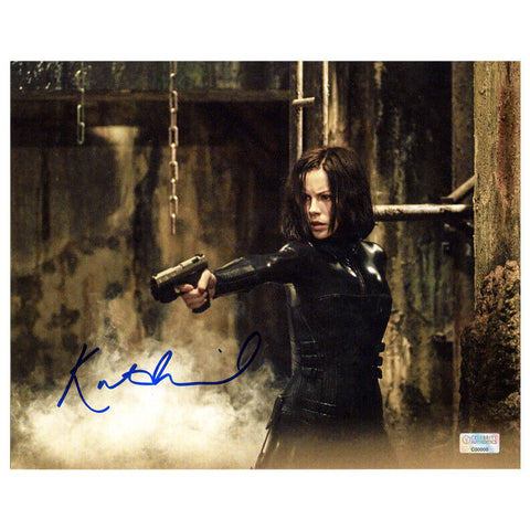 Kate Beckinsale Autographed Underworld Taking Aim 8x10 Photo