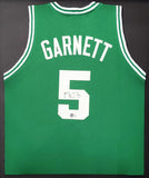 BOSTON CELTICS KEVIN GARNETT AUTOGRAPHED FRAMED GREEN JERSEY BECKETT QR 208170