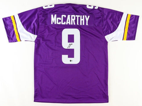 J J McCarthy Signed Vikings Jersey (Beckett) Minnesota 2024 1st Round Pick