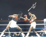 Sugar Ray Leonard Autographed Signed 16x20 Photo Beckett BAS QR #BH041858