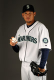 Felix Hernandez Signed Seattle Mariners Jersey (JSA) 2010 A.L. Cy Young Award