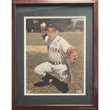 Yogi Berra Signed New York Yankees Framed 11x14 Photo Beckett 44061