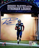 RUSSELL WILSON AUTOGRAPHED 8X10 PHOTO SEATTLE SEAHAWKS RW HOLO STOCK #87998