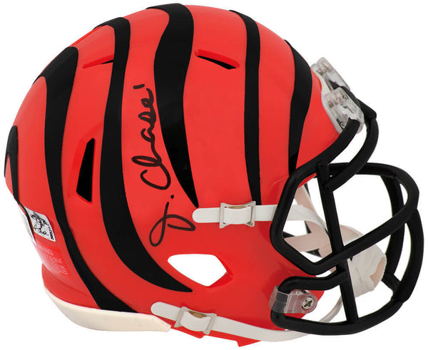 Ja'Marr Chase Signed Cincinnati Bengals Riddell Speed Mini Helmet -(BECKETT COA)